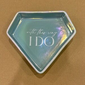 Diamond-Shaped Ring Dish